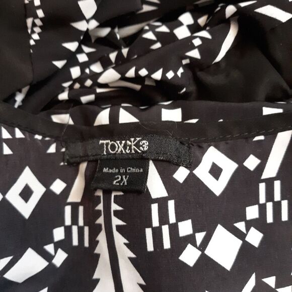 Toxik3 sleeveless silky jumpsuit - Picture 5 of 6